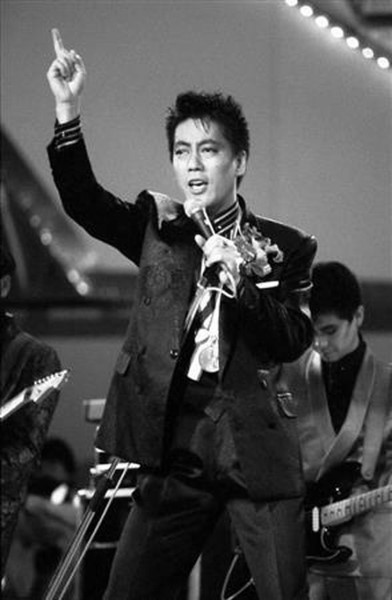 坂本龍一の妻・空里香はマネージャーでアートディレクター！NYで事実婚＆息子の空音央は映像作家に